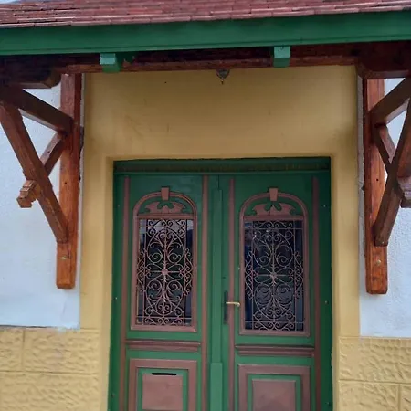 Meller-kastély Bed and breakfast 4*