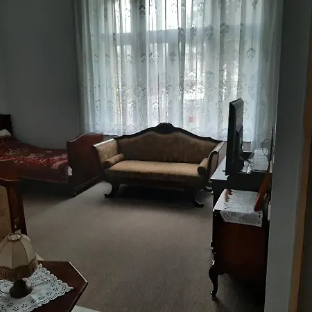 Bed & Breakfast Meller-kastely