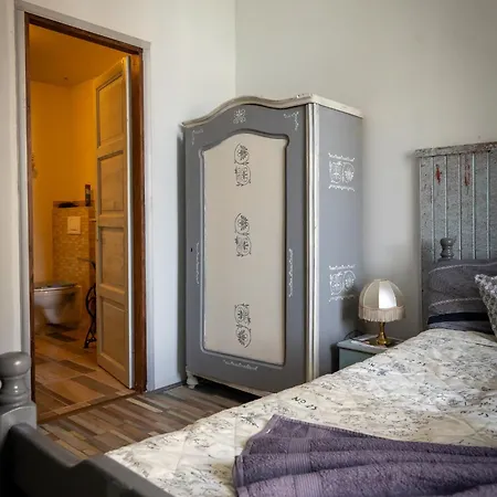 Meller-kastely Bed & Breakfast Csurgo