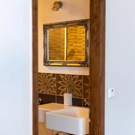 Meller-kastely Bed & Breakfast