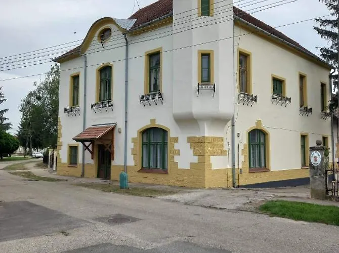 Meller-kastely Nocleg ze śniadaniem Csurgo