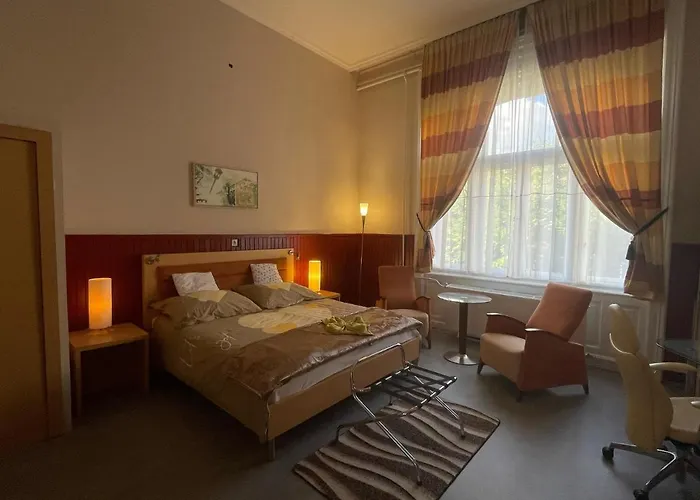 Meller-kastely 3*