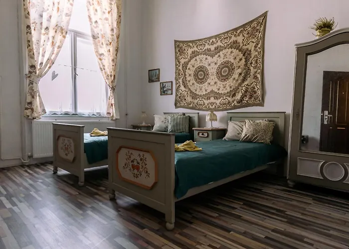 Nocleg ze śniadaniem Meller-kastely 3*